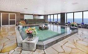 โรงแรม รีซอร์เปีย อะตามิ